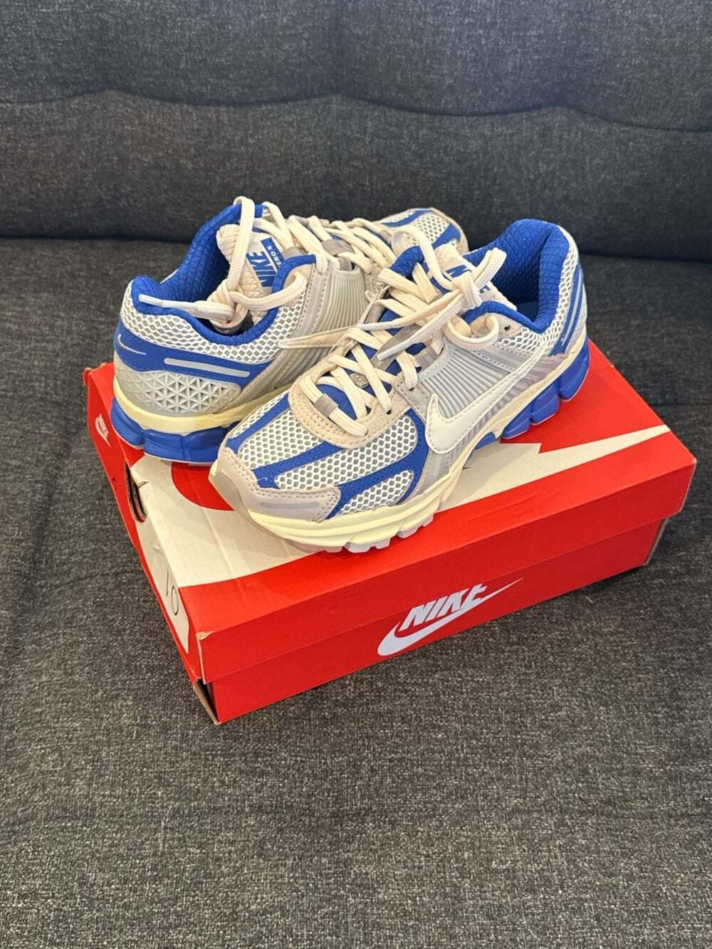 5.5W / 4.5Y - Nike Women's Zoom Vomero 5 Game Royal Pale Ivory Coconut Milk
